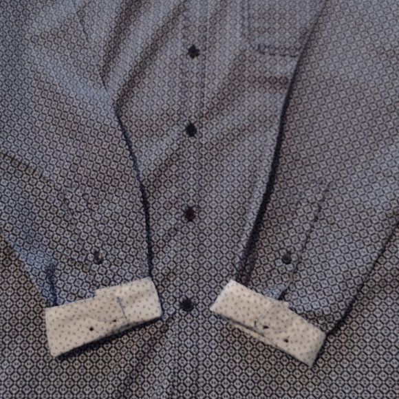 International Report Men's Long Sleeve Shirt - Picture 7 of 9